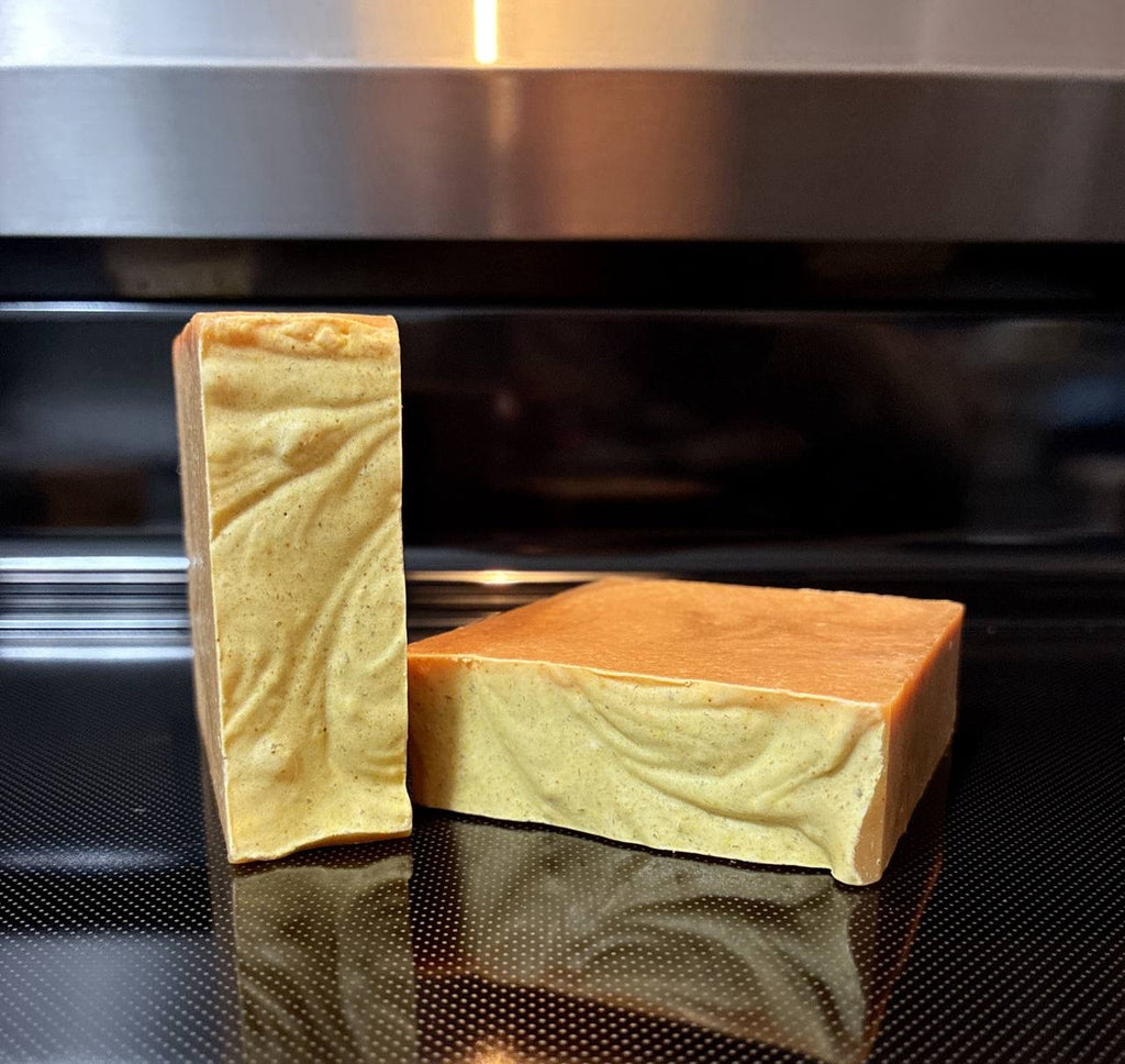 Unscented Carrot & Licorice Beef Tallow & Goat Milk Soap Bar - with Colloidal Oatmeal and Honey⁠