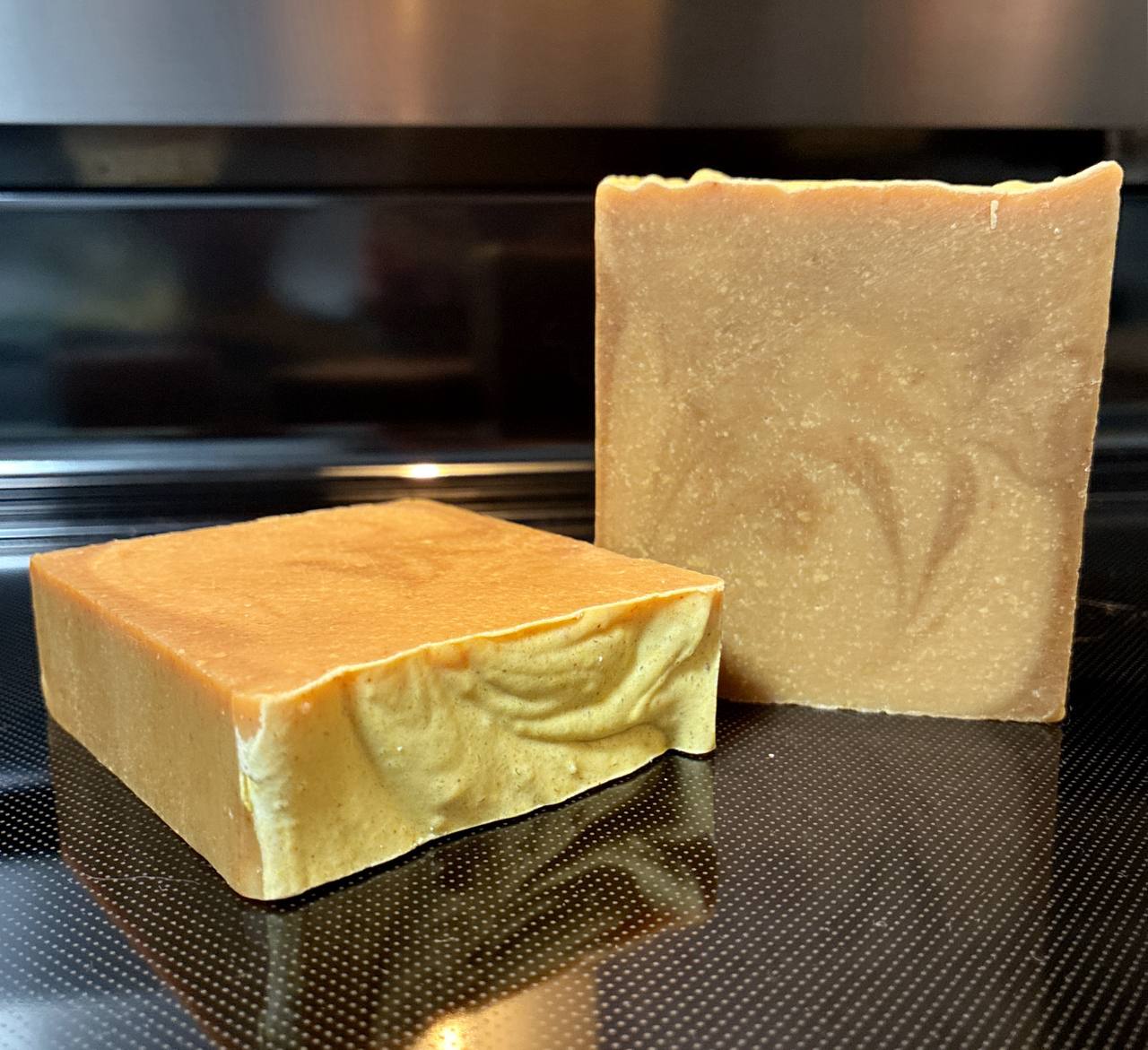 Unscented Carrot & Licorice Beef Tallow & Goat Milk Soap Bar - with Colloidal Oatmeal and Honey⁠